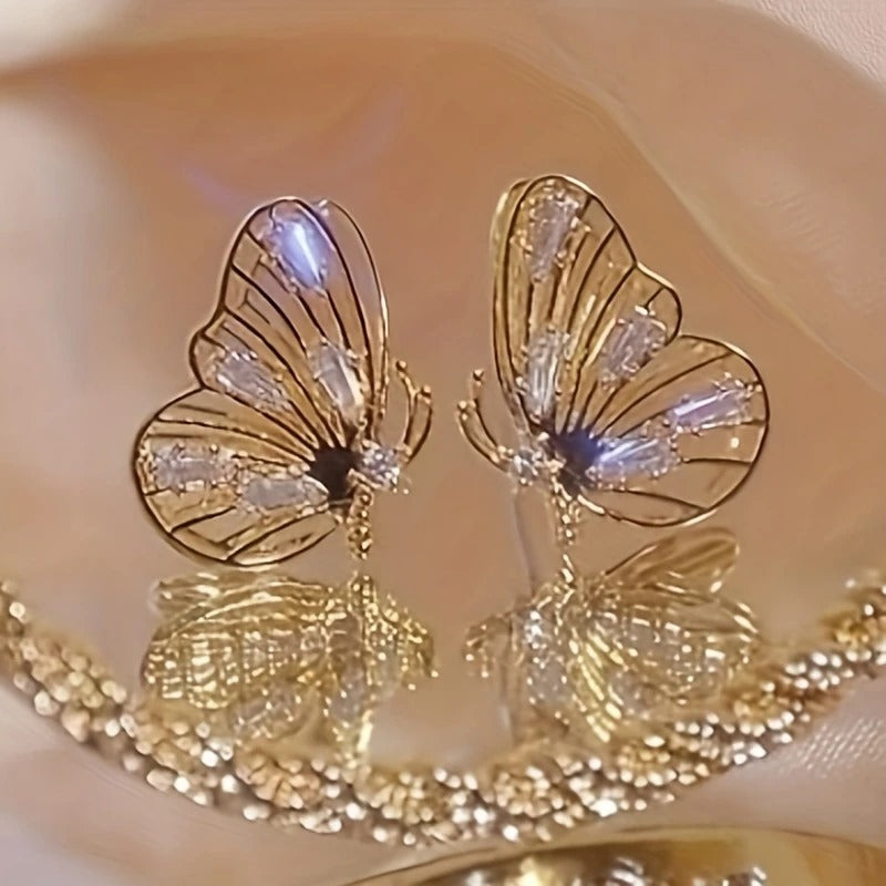 Exquisite Inlaid Synthetic Zirconia Golden Butterfly Earrings Women's Gift Banquet Daily Wear Elegant Earrings