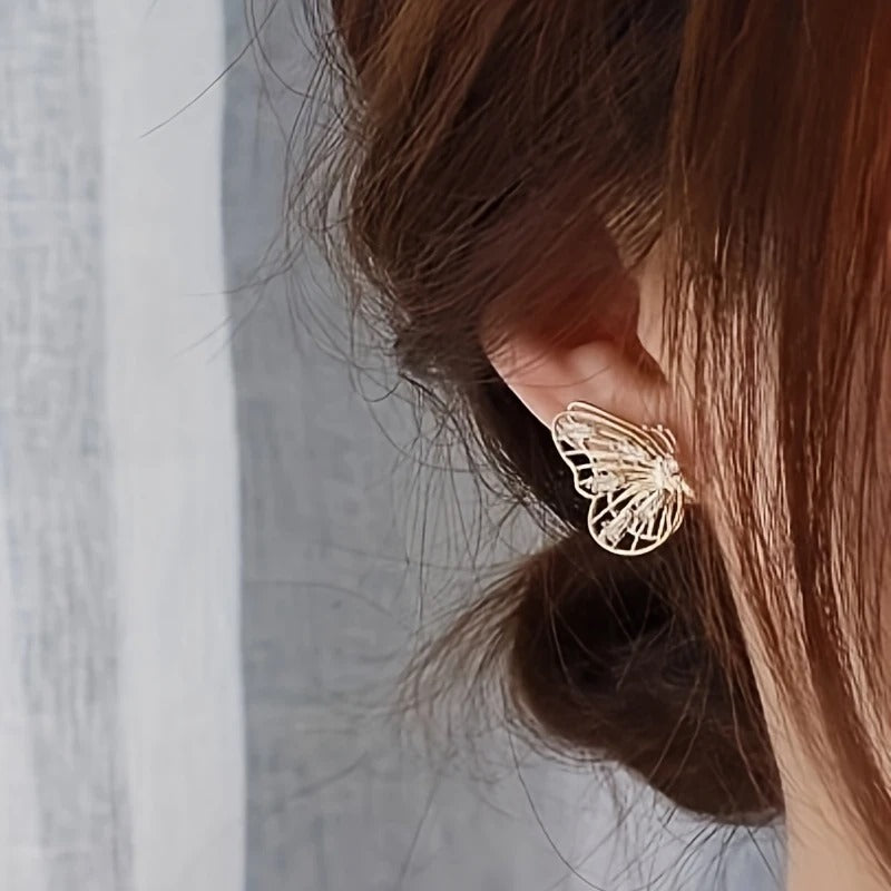 Exquisite Inlaid Synthetic Zirconia Golden Butterfly Earrings Women's Gift Banquet Daily Wear Elegant Earrings