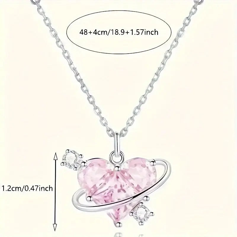 Elegant Cute Heart Pendant Necklace with Rhinestone Embellishment