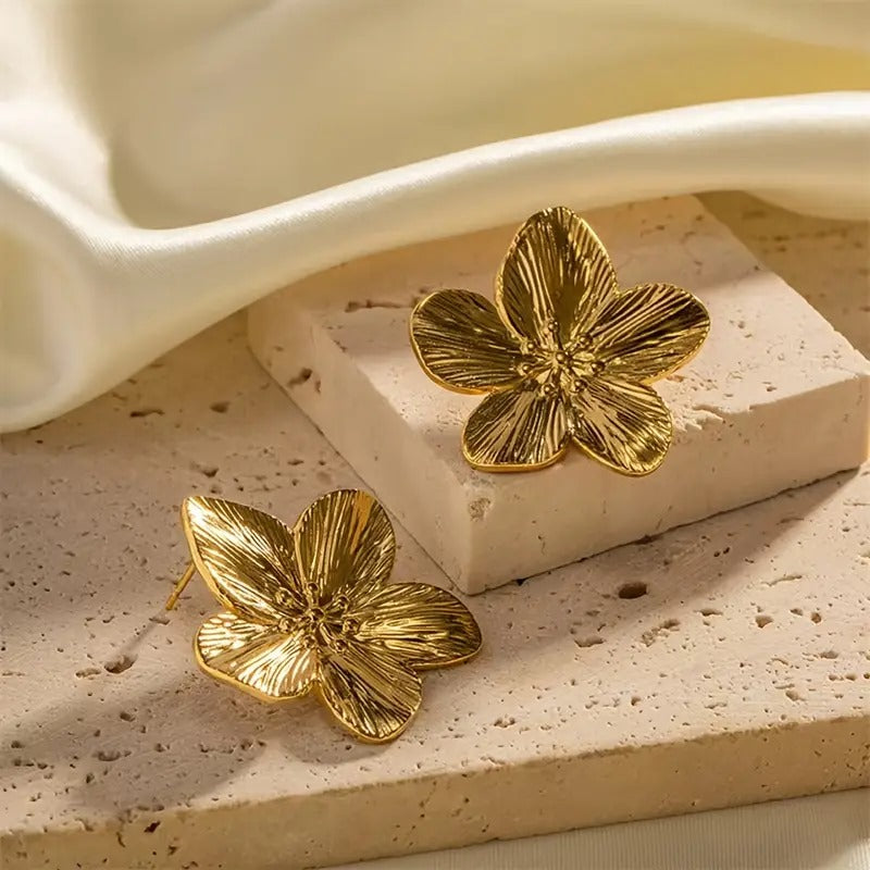 Stud Earrings for Women - Versatile Iron Floral Design for Weddings, Valentine's Day & Casual Attire, Cute Earrings