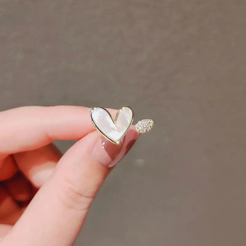 Chic Adjustable Love Heart Shell Ring
