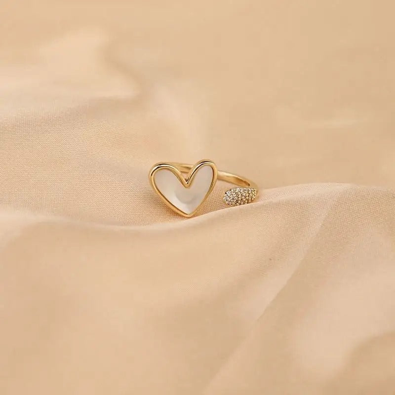 Chic Adjustable Love Heart Shell Ring