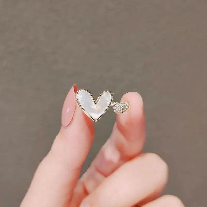 Chic Adjustable Love Heart Shell Ring