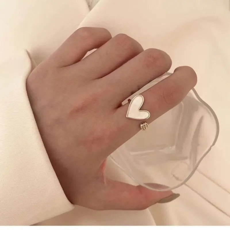 Chic Adjustable Love Heart Shell Ring