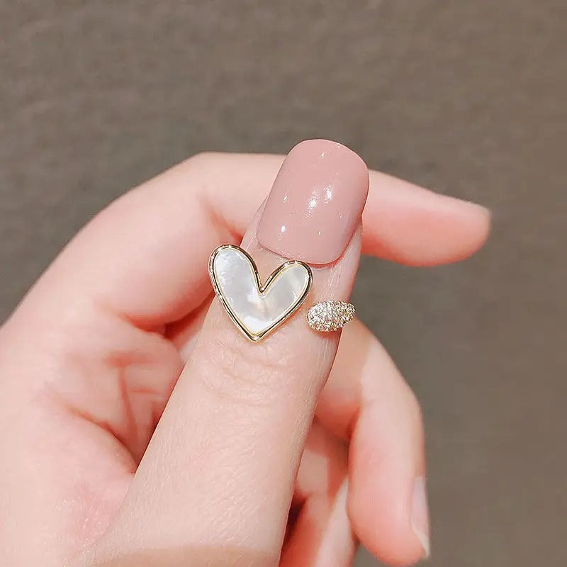 Chic Adjustable Love Heart Shell Ring