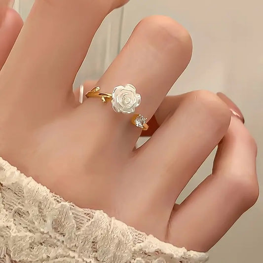 Adjustable High-end Flower Ring With A Simple And Cute Camellia Design