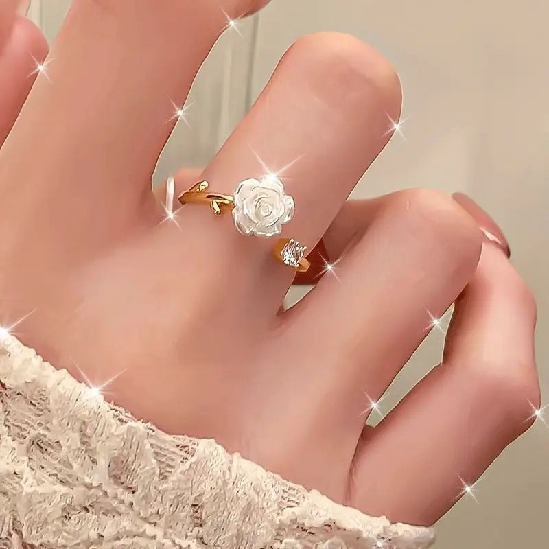 Adjustable High-end Flower Ring With A Simple And Cute Camellia Design