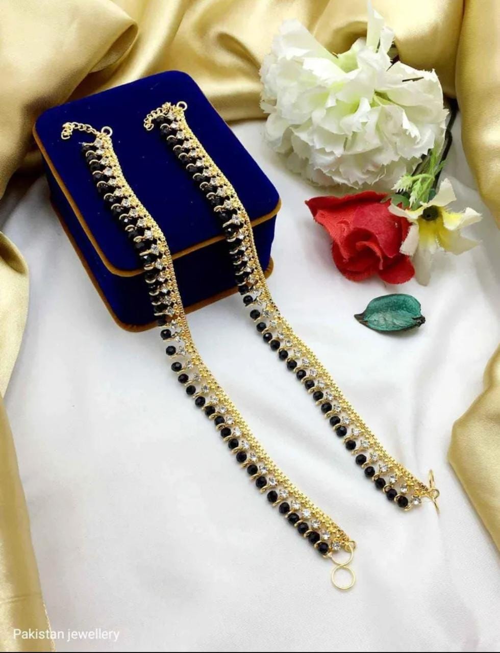 Stylish colorful Anklet - Pazaib