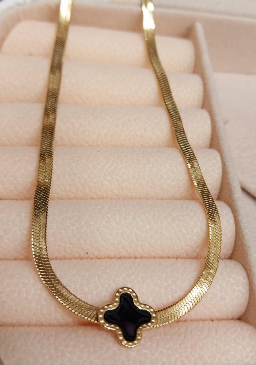 Four Leaf Fashion Clover Necklace for Girls & Women's