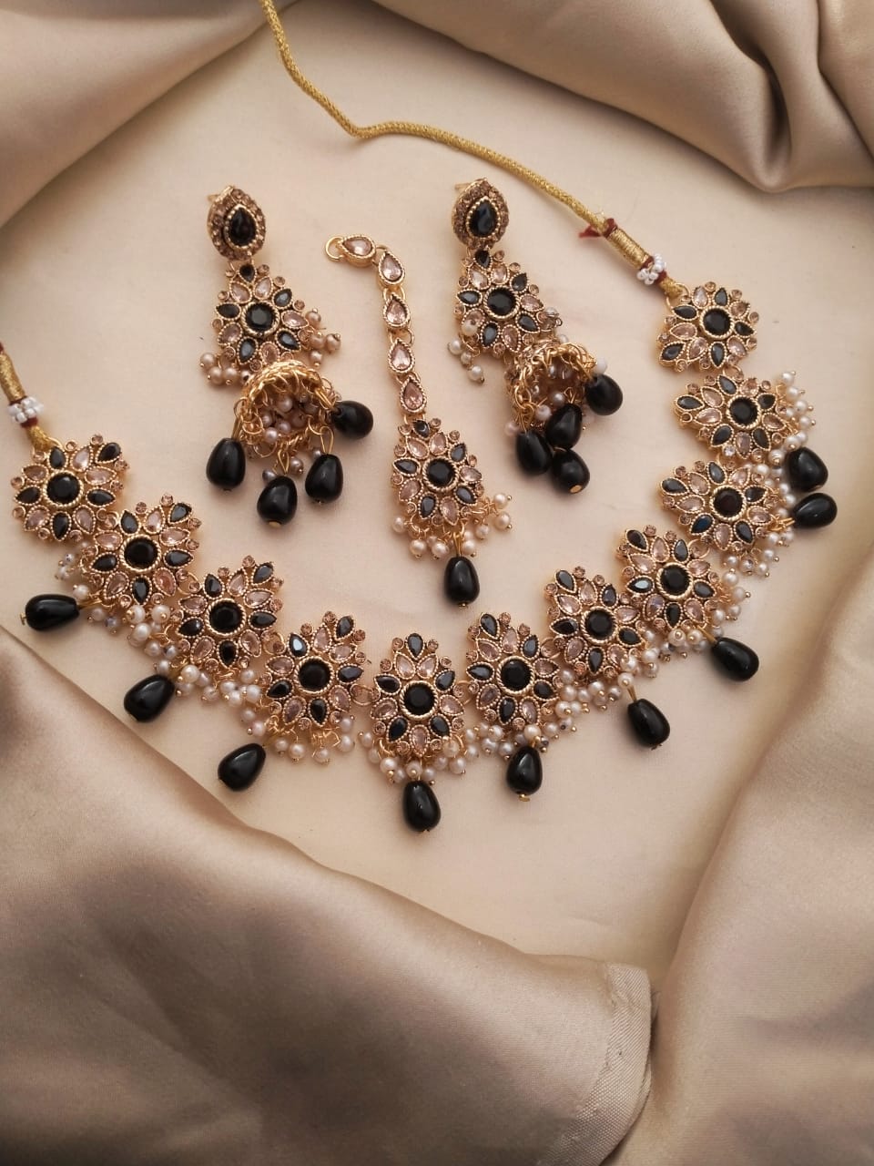 Stunning Jewelry set