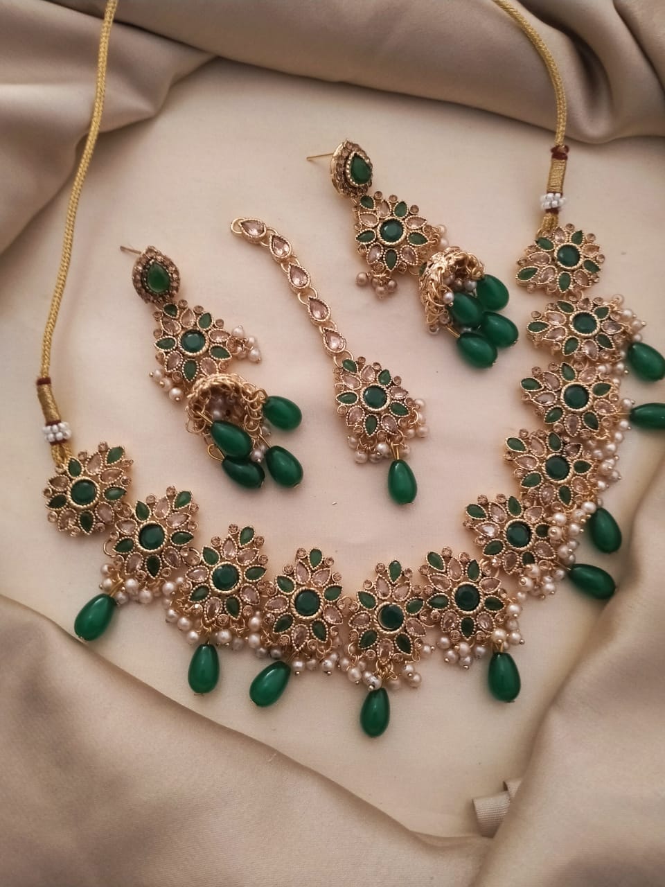 Stunning Jewelry set