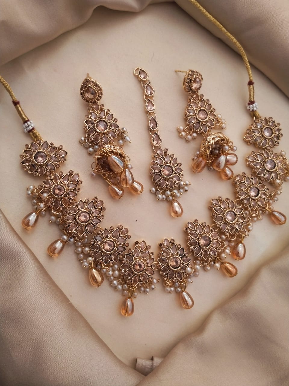 Stunning Jewelry set