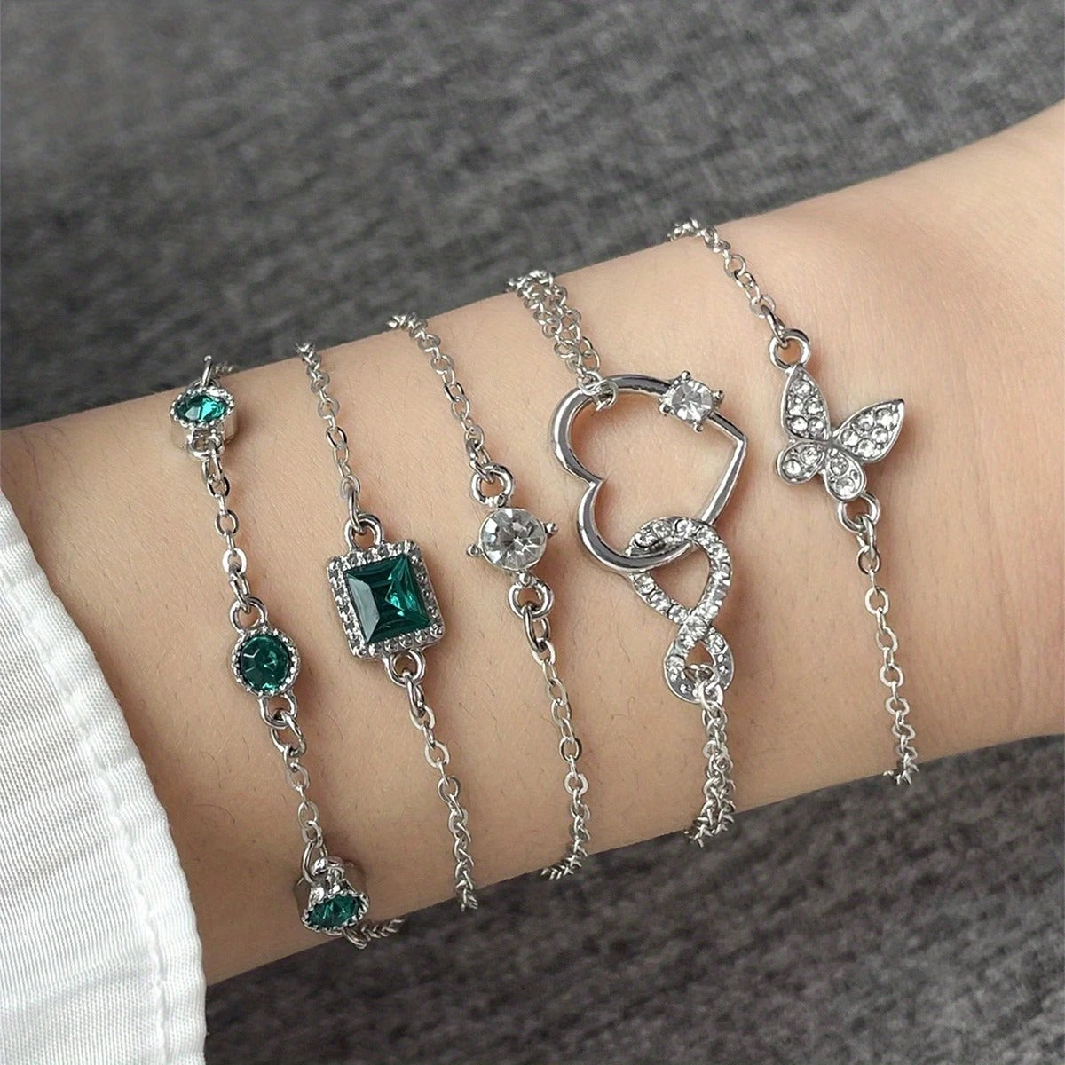 Golden Heart/ Butterfly Shape Design Bracelet Set Inlaid Shiny Green/ White Rhinestone, Fashion Delicate Accessory For Daily Wear & Banquet