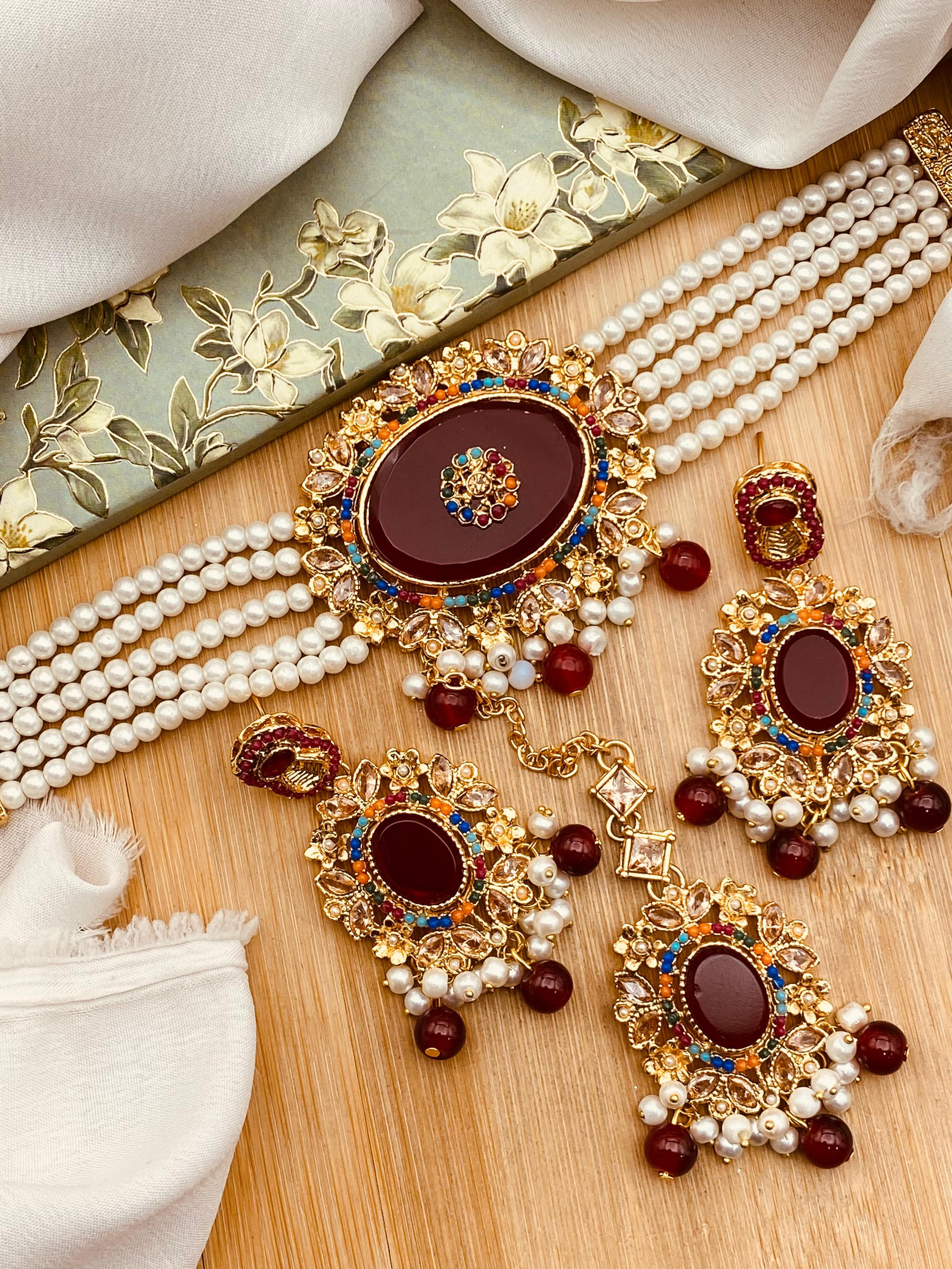 Egyptian choker set