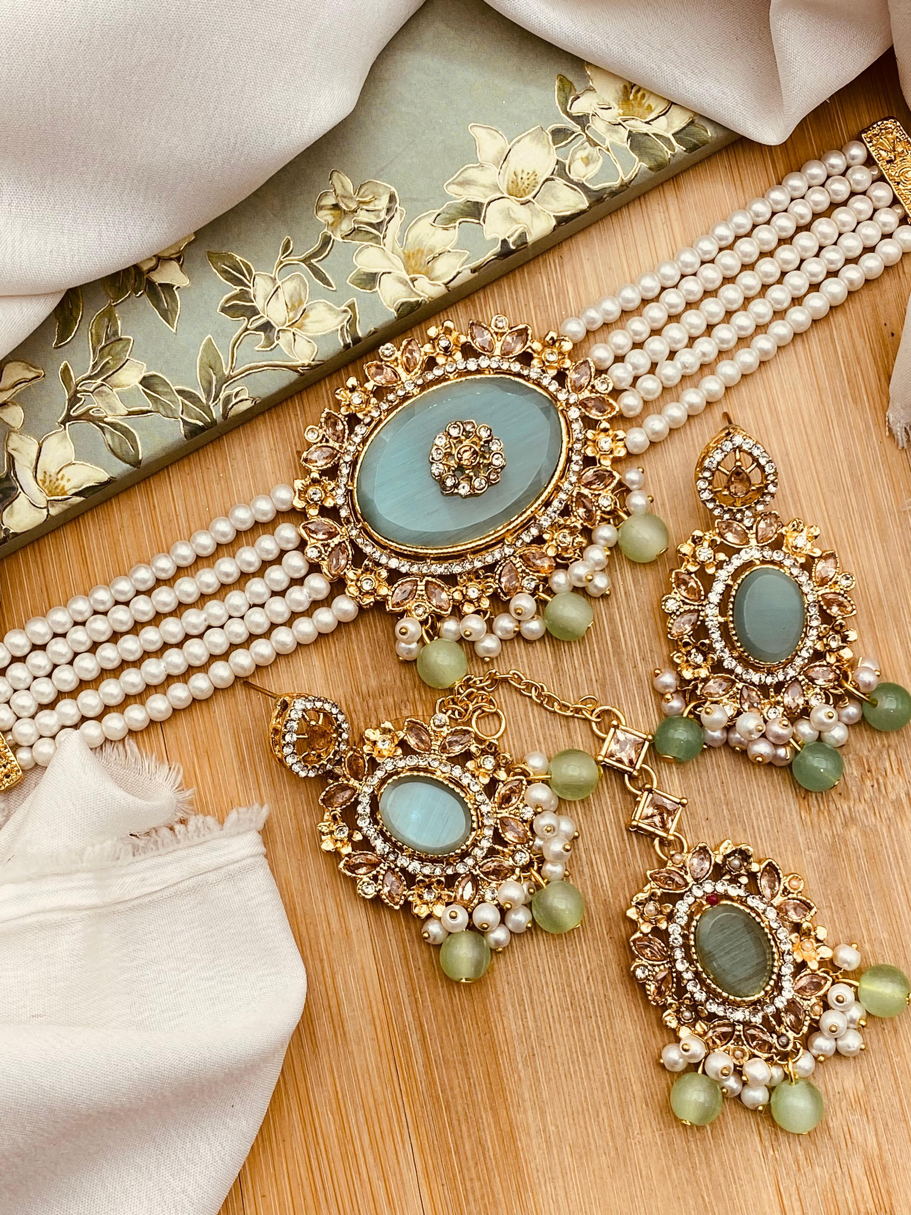 Egyptian choker set