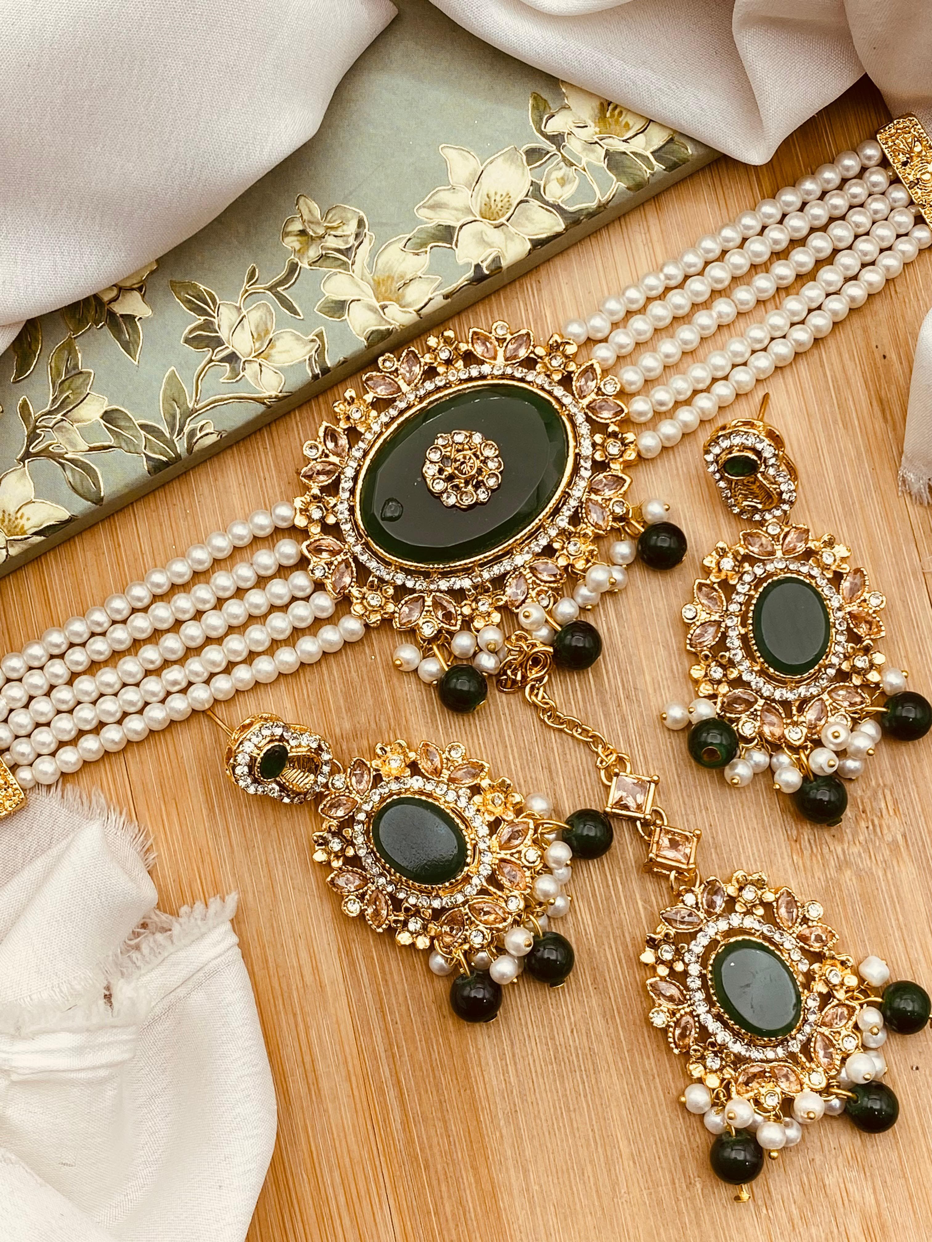 Egyptian choker set