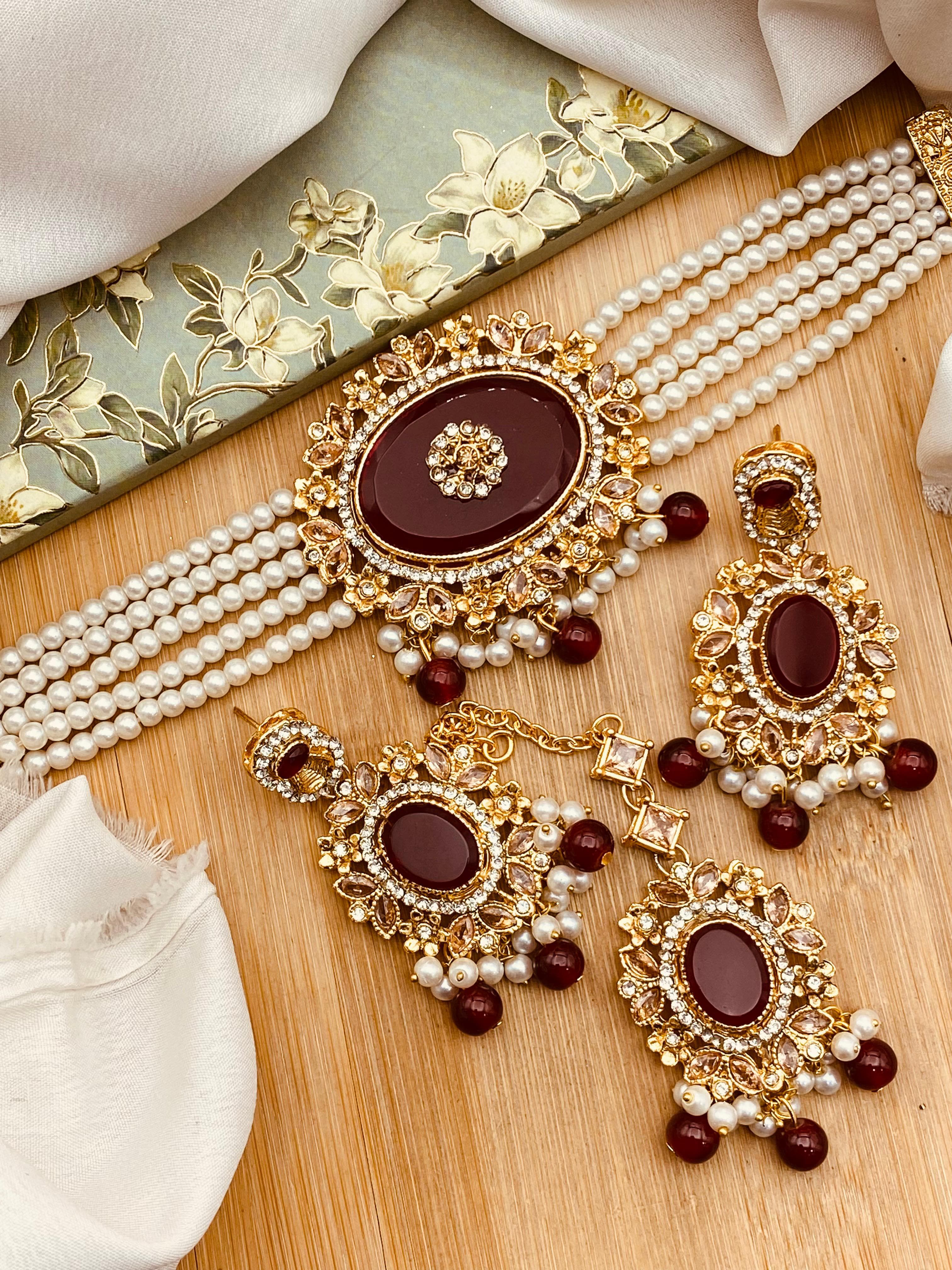 Egyptian choker set