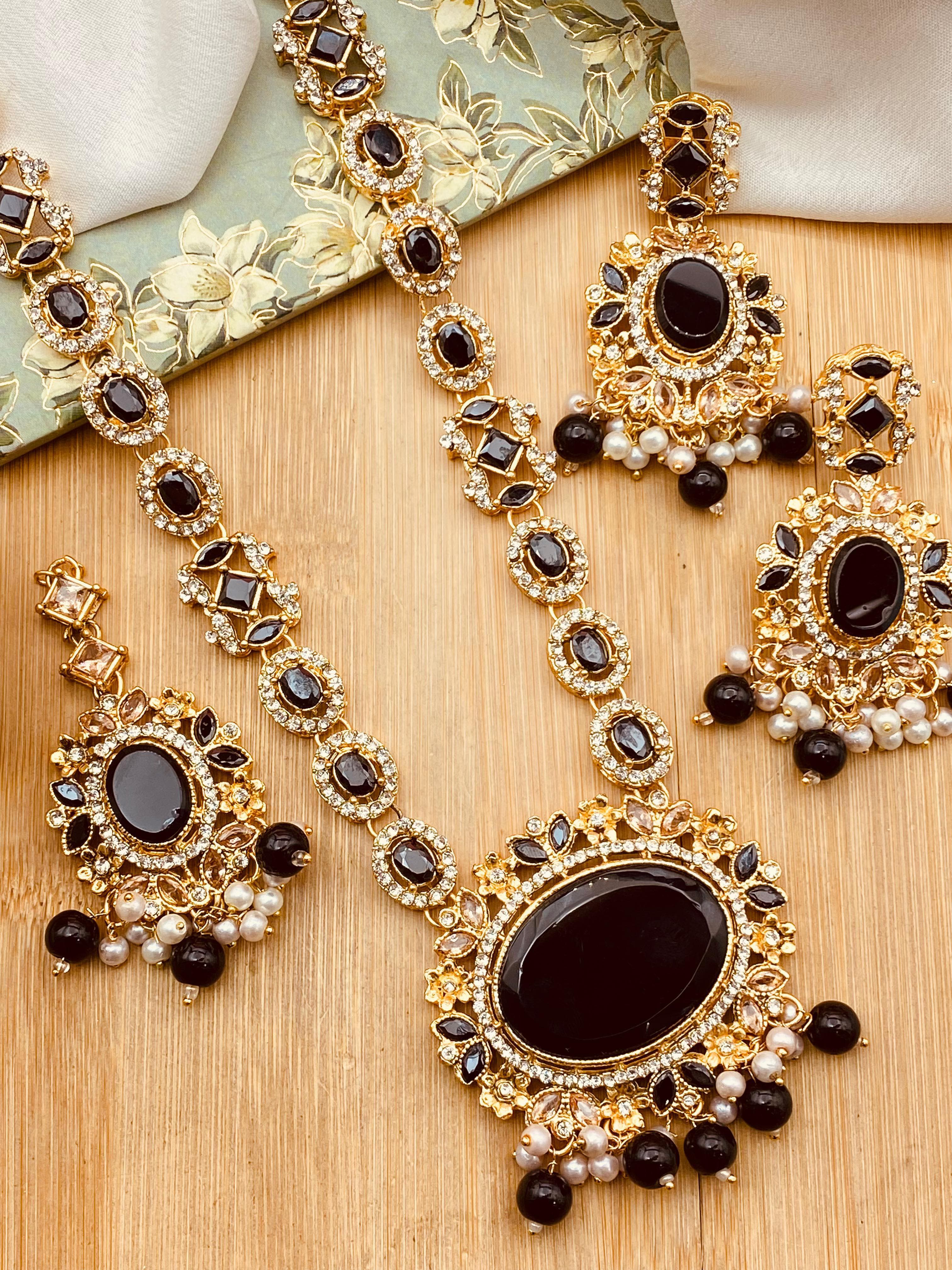 Mala Necklace With Earrings