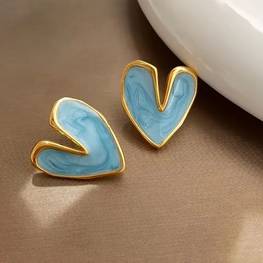 Pair of Versatile Dripping Oil Love Earrings