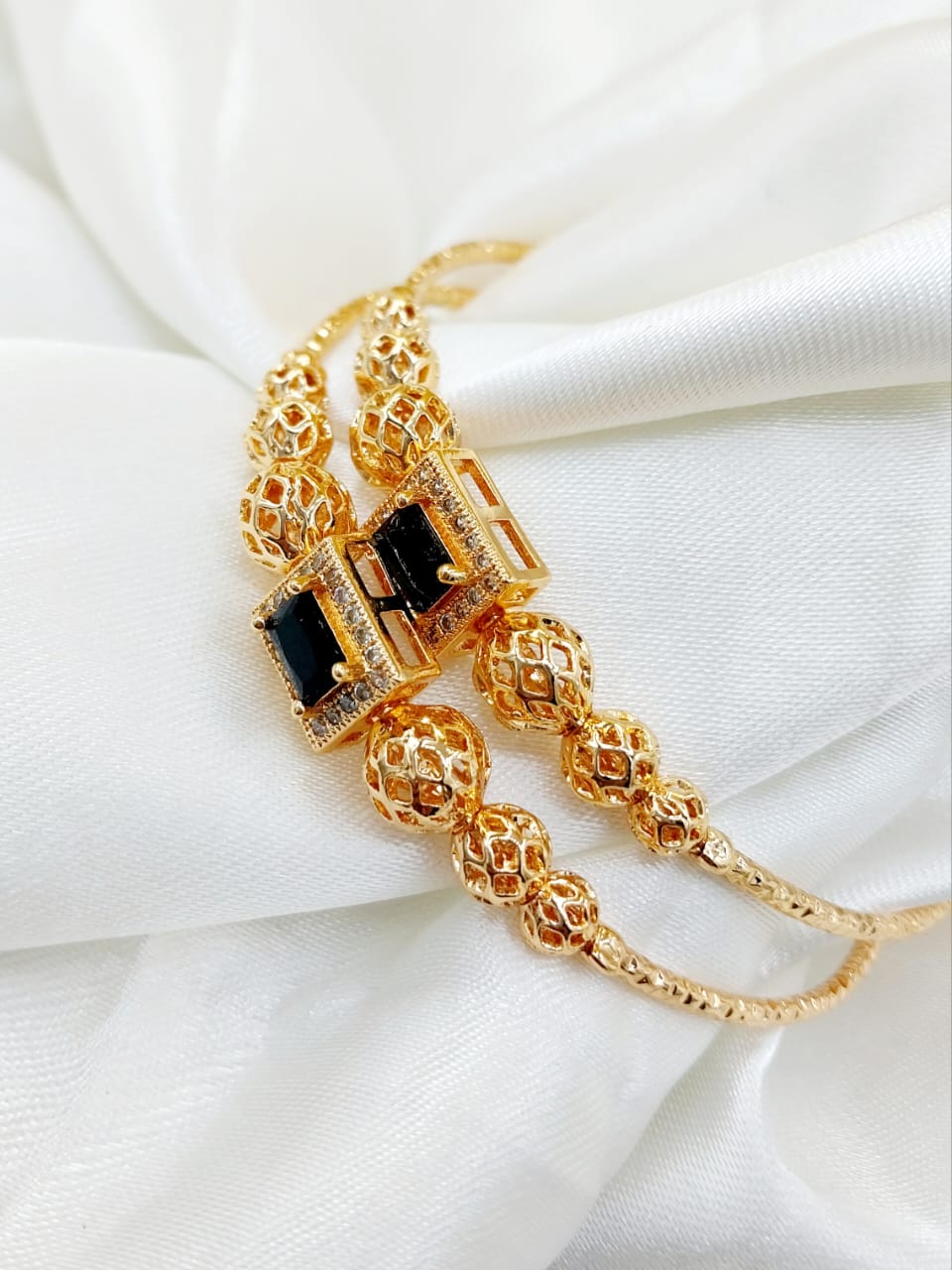 Premium Stone KARA set - 2 Pieces