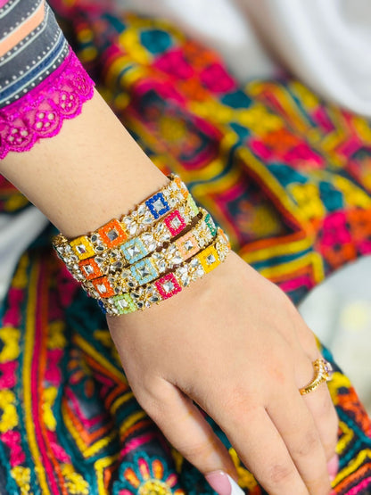 Rang-e-Bahaar Mirror Kangan Set