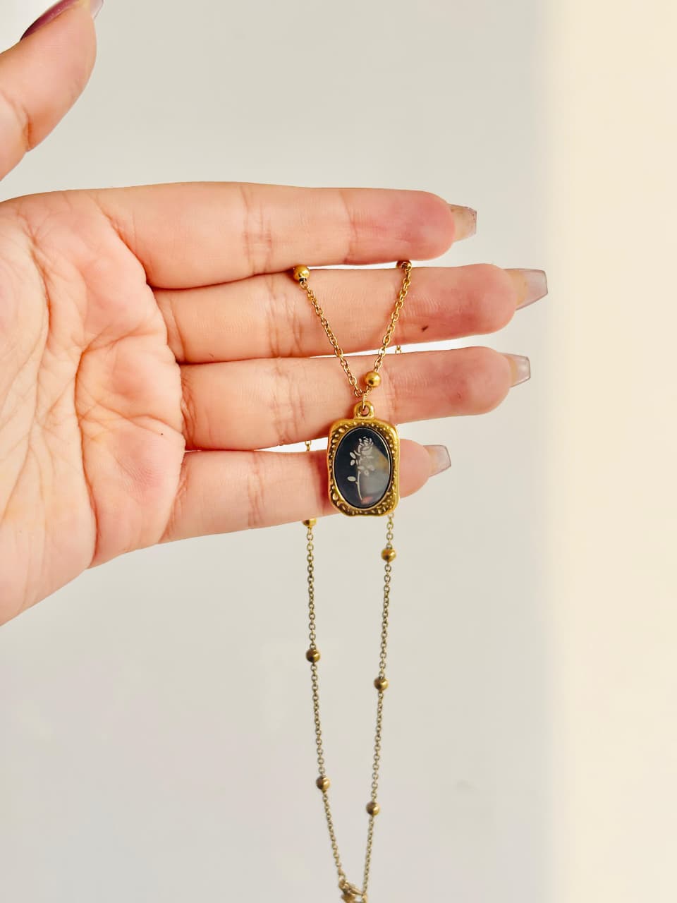 Vintage Rose Pendant Necklace