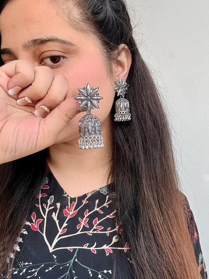 Noor-e-Silver Floral Jhumka