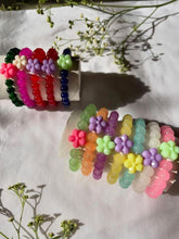 Cute Flower Beads Bracelets - Pack of 12