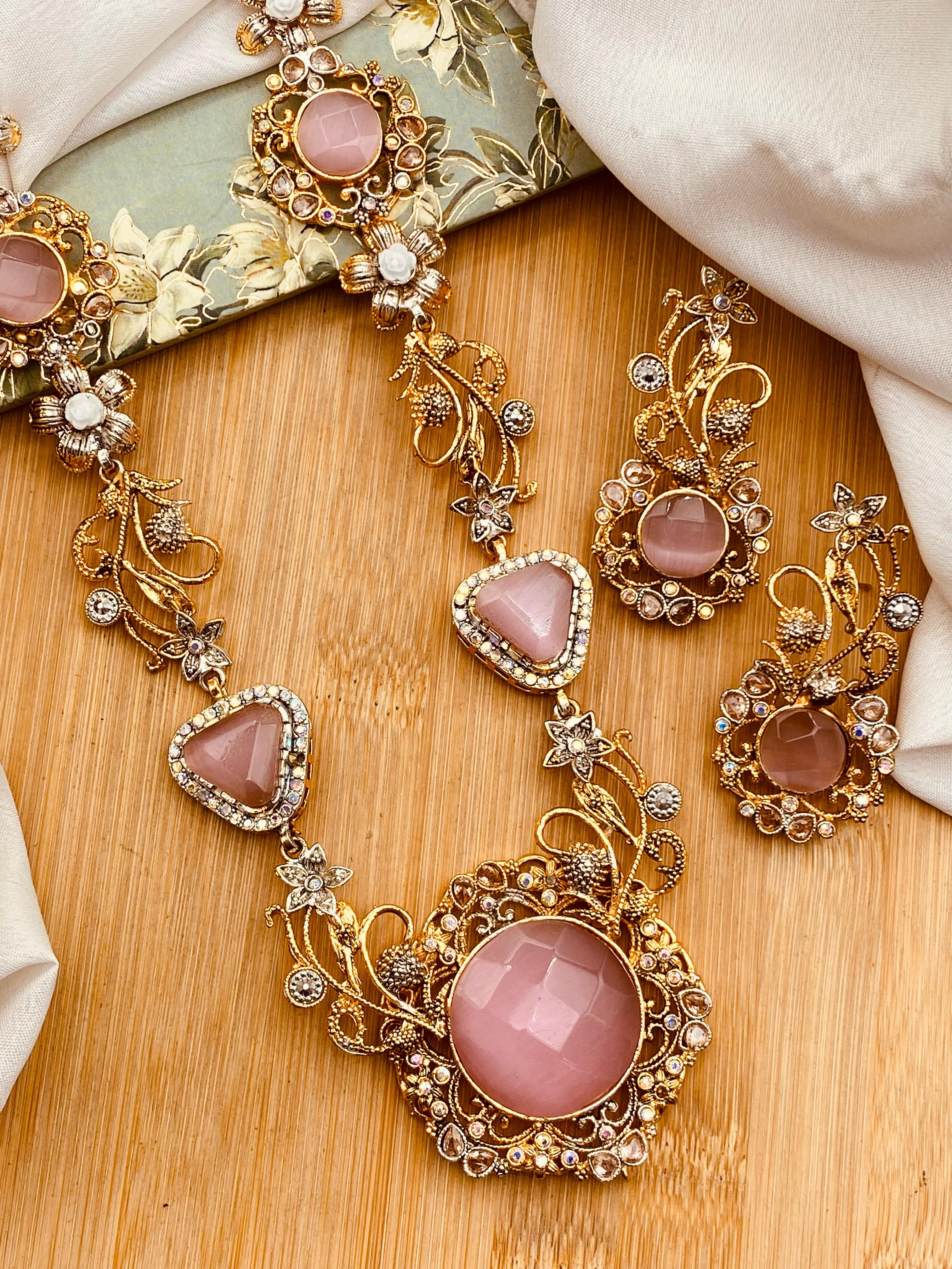 Elegant Mala Set with Earrrings