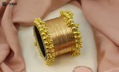 Floral Elegance Gajra & Kaliara Set