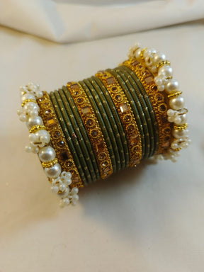 Pearl Bangles set